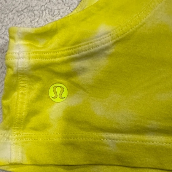Lululemon- Yellow Tie-Dye Sleeveless muscle Crop Top size 2-4? ( no size tag ) - Picture 3 of 6